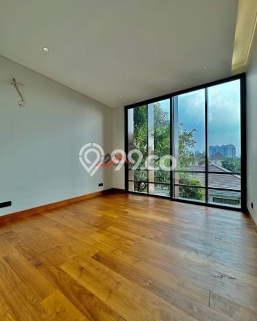 Rumah Mewah LB 523m2 Siap Huni Desain Elegan di Cipete, Jakarta Selatan Rumah Mewah LB 523m2 Siap Huni Desain Elegan di Cipete, Jakarta Selatan