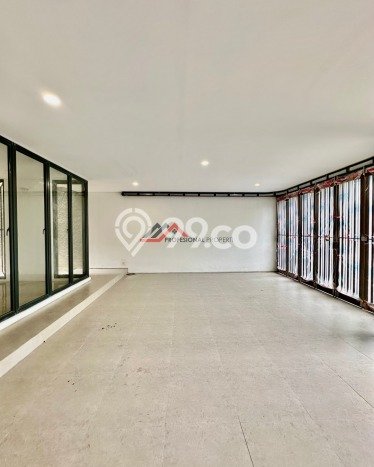Dijual Rumah Luas Megah Dengan View Cantik di Lebak Bulus, Jakarta Selatan Dijual Rumah Luas Megah Dengan View Cantik di Lebak Bulus, Jakarta Selatan