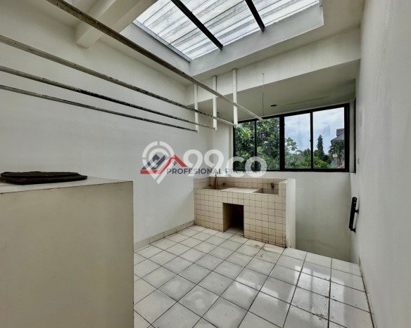 Rumah Mewah LB 323m2 Siap Pakai Desain Elegan di Lebak Bulus, Jakarta Selatan Rumah Mewah LB 323m2 Siap Pakai Desain Elegan di Lebak Bulus, Jakarta Selatan