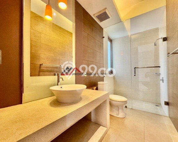 For Sale! Premium House LT 593m2 Desain Modern di Kemang For Sale! Premium House LT 593m2 Desain Modern di Kemang