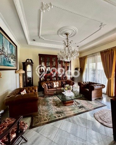 Rumah Mewah LB 750m2 Siap Huni Desain Elegan di Kemang, Jakarta Selatan Rumah Mewah LB 750m2 Siap Huni Desain Elegan di Kemang, Jakarta Selatan