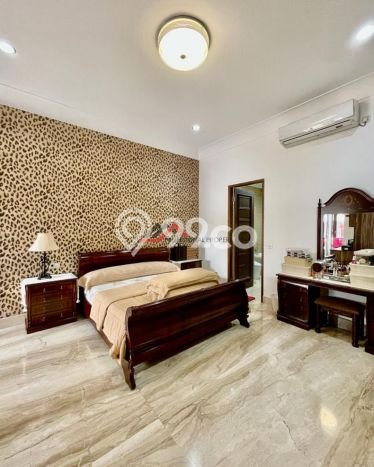 Rumah Elit LB 1150m2 Siap Huni Desain Elegan di Lebak Bulus, Jakarta Selatan Rumah Elit LB 1150m2 Siap Huni Desain Elegan di Lebak Bulus, Jakarta Selatan