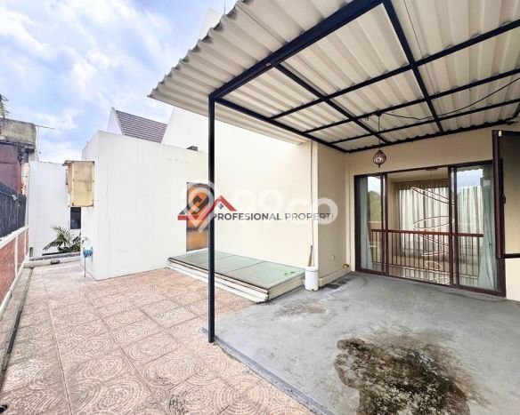 Hunian Mewah Dijual LT 322m2 di Jagakarsa, Jakarta Selatan Hunian Mewah Dijual LT 322m2 di Jagakarsa, Jakarta Selatan