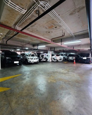 Unit Kantor Dijual di Jakarta Selatan LT 2400m2 & LB 10000m2 Unit Kantor Dijual di Jakarta Selatan LT 2400m2 & LB 10000m2