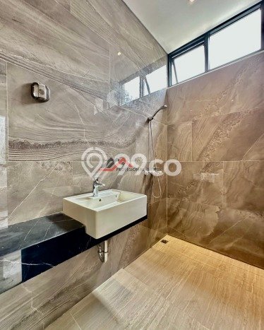 Dijual Rumah Luas Megah Dengan View Cantik di Lebak Bulus, Jakarta Selatan Dijual Rumah Luas Megah Dengan View Cantik di Lebak Bulus, Jakarta Selatan