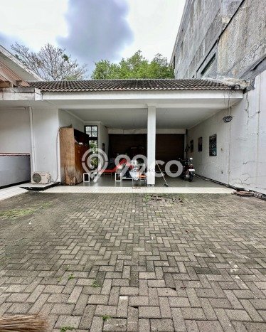 Rumah Elit LB 750m2 Siap Pakai Desain Elegan di Kemang, Jakarta Selatan Rumah Elit LB 750m2 Siap Pakai Desain Elegan di Kemang, Jakarta Selatan
