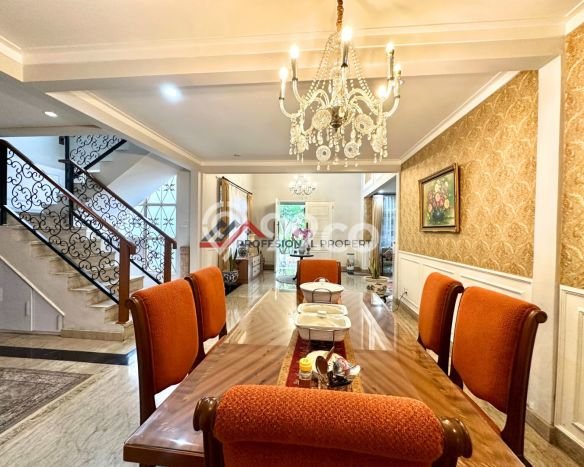 Dijual Rumah Mewah Elegan Dengan View Eksklusif di Lebak Bulus, Jakarta Selatan Dijual Rumah Mewah Elegan Dengan View Eksklusif di Lebak Bulus, Jakarta Selatan