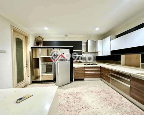 Dijual Rumah Mewah Elegan Dengan View Cantik di Kemang, Jakarta Selatan Dijual Rumah Mewah Elegan Dengan View Cantik di Kemang, Jakarta Selatan