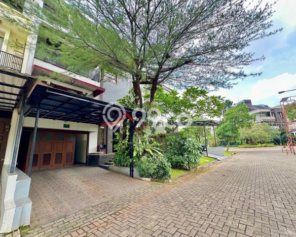 Jual Rumah Mewah Megah Dengan View Eksklusif di Lebak Bulus, Jakarta Selatan Jual Rumah Mewah Megah Dengan View Eksklusif di Lebak Bulus, Jakarta Selatan