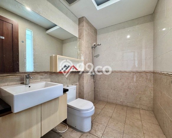 For Sale! Premium House LT 260m2 Desain Modern di Kemang For Sale! Premium House LT 260m2 Desain Modern di Kemang