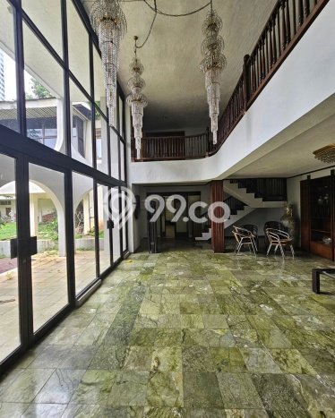 Rumah Mewah LB 2500m2 Siap Huni Desain Elegan di Patra Kuningan, Jakarta Selatan Rumah Mewah LB 2500m2 Siap Huni Desain Elegan di Patra Kuningan, Jakarta Selatan