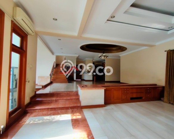 Jual Rumah Luas Elegan Dengan View Eksklusif di Pondok Indah, Jakarta Selatan Jual Rumah Luas Elegan Dengan View Eksklusif di Pondok Indah, Jakarta Selatan