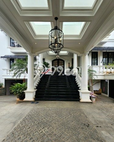 Rumah Luxury Modern Siap Huni di Kemang Jakarta Selatan Rumah Luxury Modern Siap Huni di Kemang Jakarta Selatan