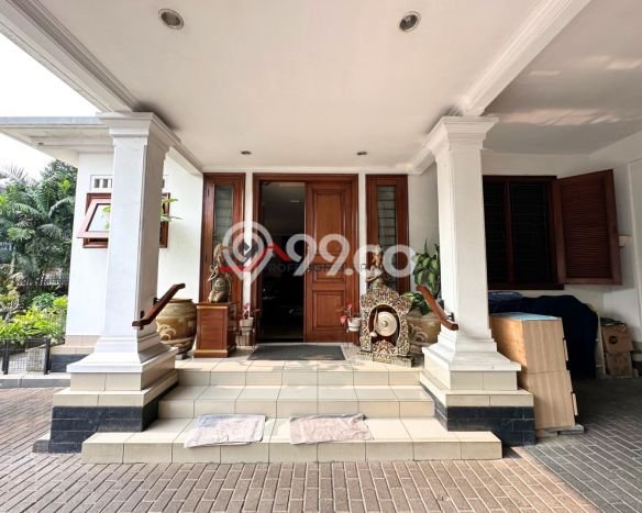 Dijual Rumah Premium dengan Fasilitas Sekitar Lengkap di Cilandak, Jakarta Selatan Dijual Rumah Premium dengan Fasilitas Sekitar Lengkap di Cilandak, Jakarta Selatan