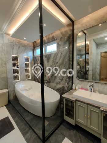 Rumah LT 486m² / LB 1000m² One Gate System di Pantai Indah Kapuk, Jakarta Utara Rumah LT 486m² / LB 1000m² One Gate System di Pantai Indah Kapuk, Jakarta Utara