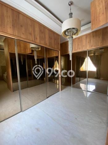 Rumah Elit Modern Tanpa Renovasi di Pantai Indah Kapuk Jakarta Utara Rumah Elit Modern Tanpa Renovasi di Pantai Indah Kapuk Jakarta Utara