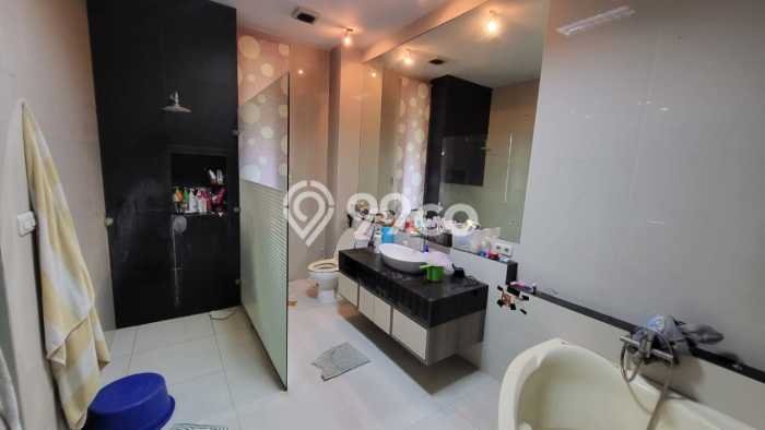 Hunian Mewah LB 350m2 Siap Pakai Desain Elegan di Pluit, Jakarta Utara Hunian Mewah LB 350m2 Siap Pakai Desain Elegan di Pluit, Jakarta Utara