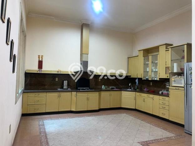Dijual Rumah Mewah Elegan Dengan View Eksklusif di Pluit, Jakarta Utara Dijual Rumah Mewah Elegan Dengan View Eksklusif di Pluit, Jakarta Utara