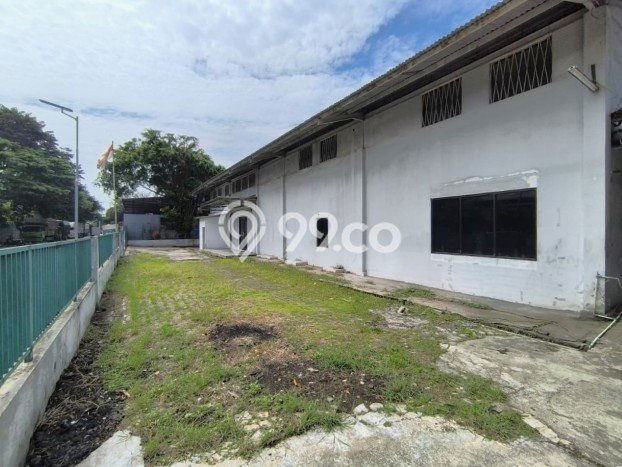 Unit Gudang disewakan di Pulo Gadung Jakarta Timur dengan LT 2250m2 / LB 1600m2 Unit Gudang disewakan di Pulo Gadung Jakarta Timur dengan LT 2250m2 / LB 1600m2
