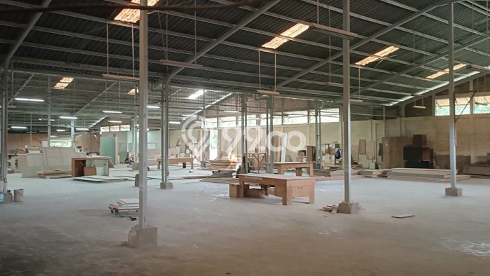 Unit Pabrik Dijual di Cibitung Bekasi Luas Bangunan 9000m2 Unit Pabrik Dijual di Cibitung Bekasi Luas Bangunan 9000m2