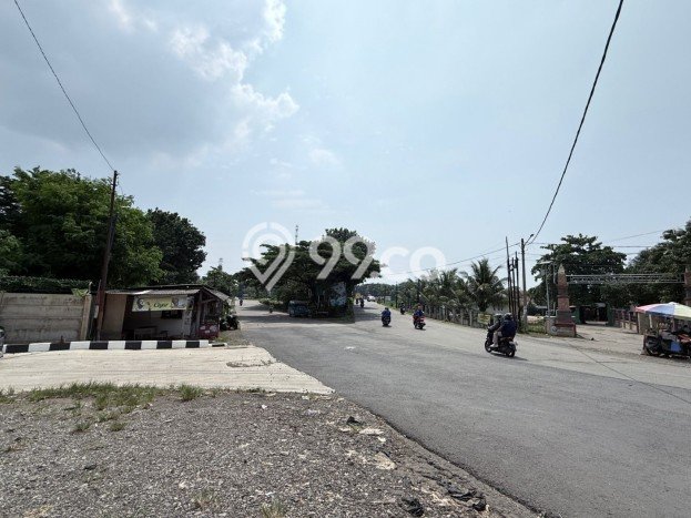 Unit Gudang Dijual di Klari Karawang Luas Tanah 44508m2, Luas Bangunan 12900m2 Unit Gudang Dijual di Klari Karawang Luas Tanah 44508m2, Luas Bangunan 12900m2