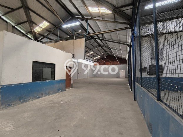 Unit Gudang disewakan di Pulo Gadung Jakarta Timur dengan LT 2250m2 / LB 1600m2 Unit Gudang disewakan di Pulo Gadung Jakarta Timur dengan LT 2250m2 / LB 1600m2