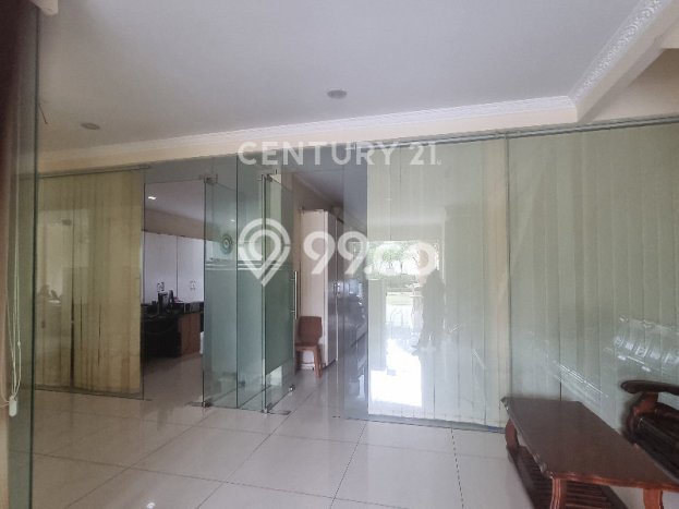 Kantor di Kebon Jeruk, Luas 900m2m², Lokasi Berkembang Kantor di Kebon Jeruk, Luas 900m2m², Lokasi Berkembang