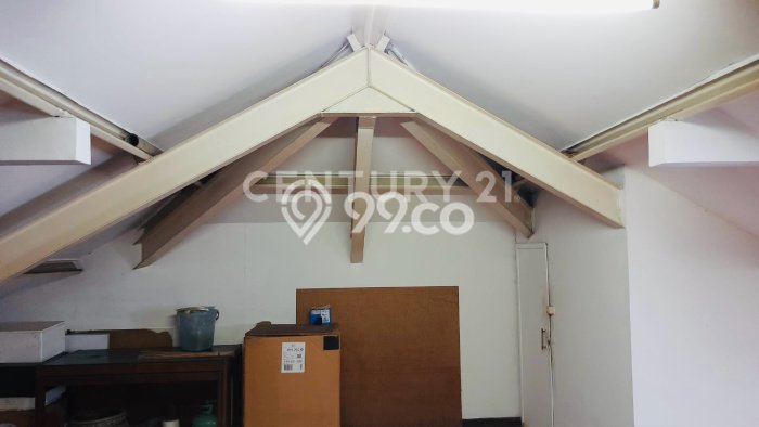 Rumah Luxury Modern Tanpa Renovasi di Kramat Jakarta Pusat Rumah Luxury Modern Tanpa Renovasi di Kramat Jakarta Pusat