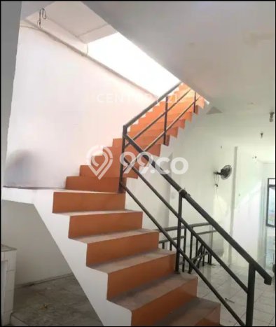 Unit Ruko Dijual di Jakarta Barat LT 100m2 & LB 120m2 Unit Ruko Dijual di Jakarta Barat LT 100m2 & LB 120m2