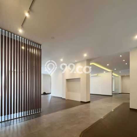 Ruko Dijual di Prime Area Jakarta Selatan Luas 612m2 Ruko Dijual di Prime Area Jakarta Selatan Luas 612m2