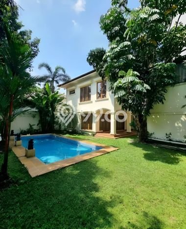 Dijual Rumah Mewah Elegan Dengan View Eksklusif di Kemang, Jakarta Selatan Dijual Rumah Mewah Elegan Dengan View Eksklusif di Kemang, Jakarta Selatan