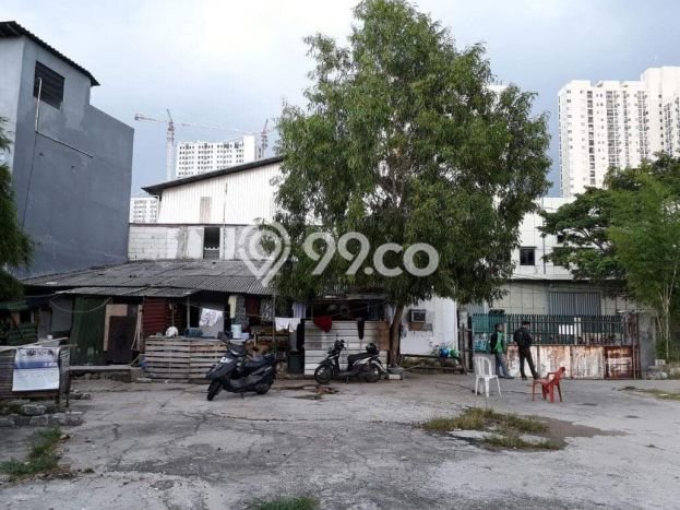 Unit Komersial Dijual di Jakarta Utara LT 5000m2 & LB 1m2 Unit Komersial Dijual di Jakarta Utara LT 5000m2 & LB 1m2