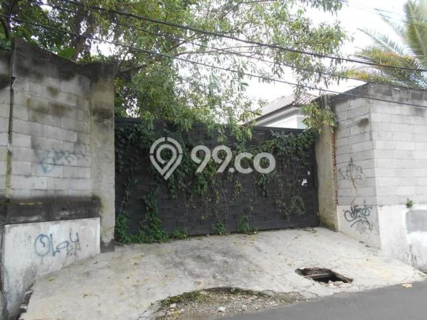 Unit Komersial Dijual di Jakarta Selatan LT 1465m2 & LB 1m2 Unit Komersial Dijual di Jakarta Selatan LT 1465m2 & LB 1m2