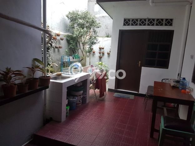 Ready to Use! Premium House LT 345m2 Desain Elegan di Pulo Asem Ready to Use! Premium House LT 345m2 Desain Elegan di Pulo Asem
