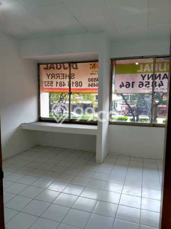 Ruko Dijual Lokasi Emas di Kelapa Gading Luas 144m2 Ruko Dijual Lokasi Emas di Kelapa Gading Luas 144m2