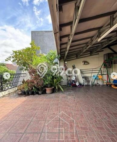 Ready to Use! Luxury House LT 300m2 Desain Modern di Lebak Bulus Ready to Use! Luxury House LT 300m2 Desain Modern di Lebak Bulus