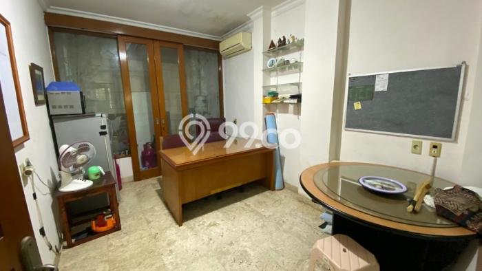 Siap Huni Rumah Mewah 6 Kamar di Kelapa Gading Dekat ke Mana Pun Siap Huni Rumah Mewah 6 Kamar di Kelapa Gading Dekat ke Mana Pun