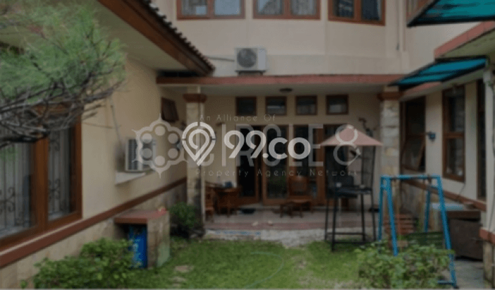 For Sale! Luxury House LT 436m2 Desain Elegan di Pasteur For Sale! Luxury House LT 436m2 Desain Elegan di Pasteur