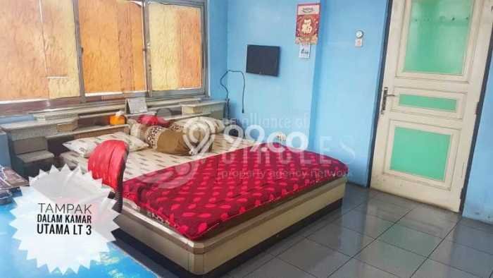 Ruko Bagus Dijual LB 350m2 Lokasi Strategis Bandung Area Cocok untuk Bisnis Ruko Bagus Dijual LB 350m2 Lokasi Strategis Bandung Area Cocok untuk Bisnis
