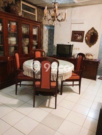 Ready to Use! Premium House LT 160m2 Desain Elegan di Bandung Kota Ready to Use! Premium House LT 160m2 Desain Elegan di Bandung Kota