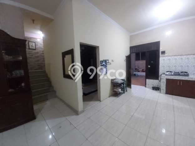 Dijual Rumah 5 Kamar Lokasi Strategis Nyaman dan Strategis di Driyorejo Dijual Rumah 5 Kamar Lokasi Strategis Nyaman dan Strategis di Driyorejo