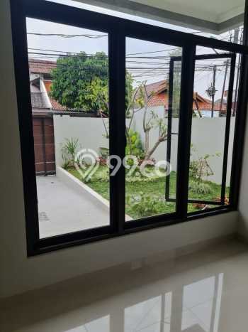 Hunian Mewah Siap Huni LT 125m2 di Duren Sawit, Jakarta Timur Hunian Mewah Siap Huni LT 125m2 di Duren Sawit, Jakarta Timur