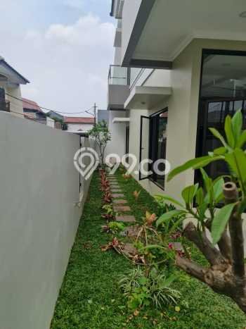 Hunian Mewah Siap Huni LT 125m2 di Duren Sawit, Jakarta Timur Hunian Mewah Siap Huni LT 125m2 di Duren Sawit, Jakarta Timur