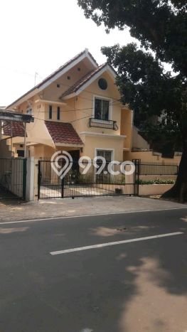 Rumah Mewah LB 170m2 Siap Pakai Desain Elegan di BSD City, Tangerang Rumah Mewah LB 170m2 Siap Pakai Desain Elegan di BSD City, Tangerang