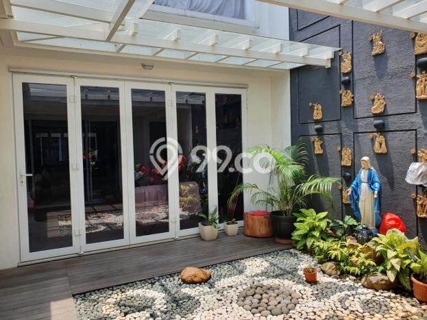 Siap Huni Rumah Mewah 6 Kamar di BSD Dekat ke Mana Pun Siap Huni Rumah Mewah 6 Kamar di BSD Dekat ke Mana Pun