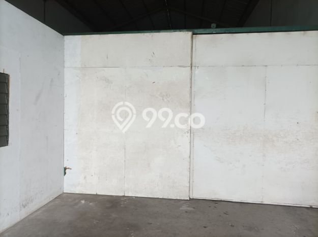 Area Ramai! Gudang Dijual di Kosambi untuk Bisnis Luas Bangunan 300m2 Area Ramai! Gudang Dijual di Kosambi untuk Bisnis Luas Bangunan 300m2