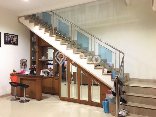 Hunian Eksklusif Dijual LT 200m2 di Cengkareng, Jakarta Barat Hunian Eksklusif Dijual LT 200m2 di Cengkareng, Jakarta Barat