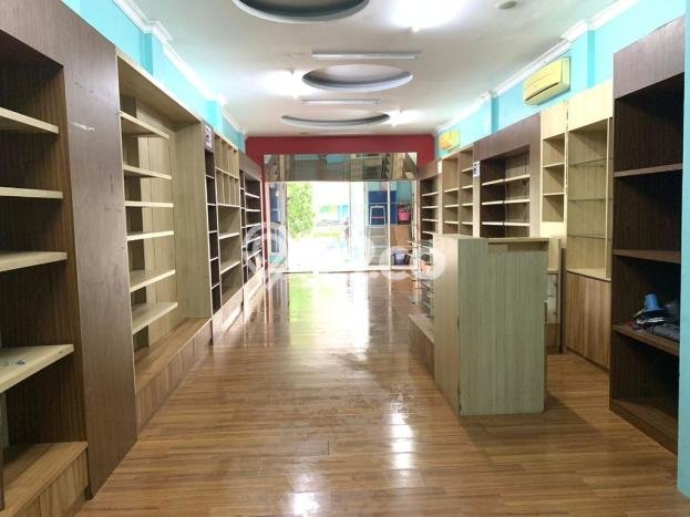 Lokasi Strategis! Dijual Ruko Bisnis di Cengkareng, Jakarta Barat Kondisi Baik Lokasi Strategis! Dijual Ruko Bisnis di Cengkareng, Jakarta Barat Kondisi Baik