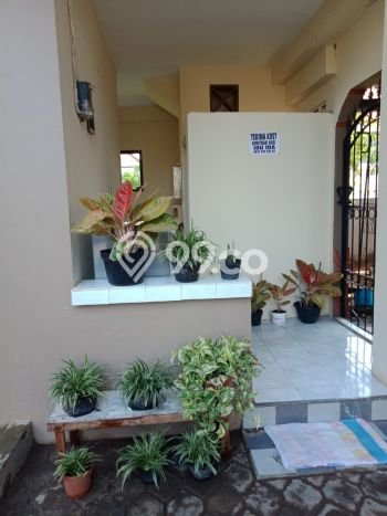 BEST CHOICE! Rumah area , Luas 280m2m² LB 200m2m² BEST CHOICE! Rumah area , Luas 280m2m² LB 200m2m²