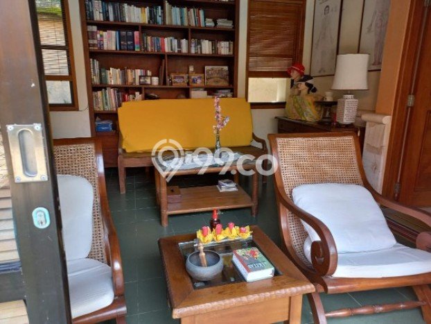 Vila Kawasan , Area 1000m2m², Dekat dengan fasilitas publik Vila Kawasan , Area 1000m2m², Dekat dengan fasilitas publik